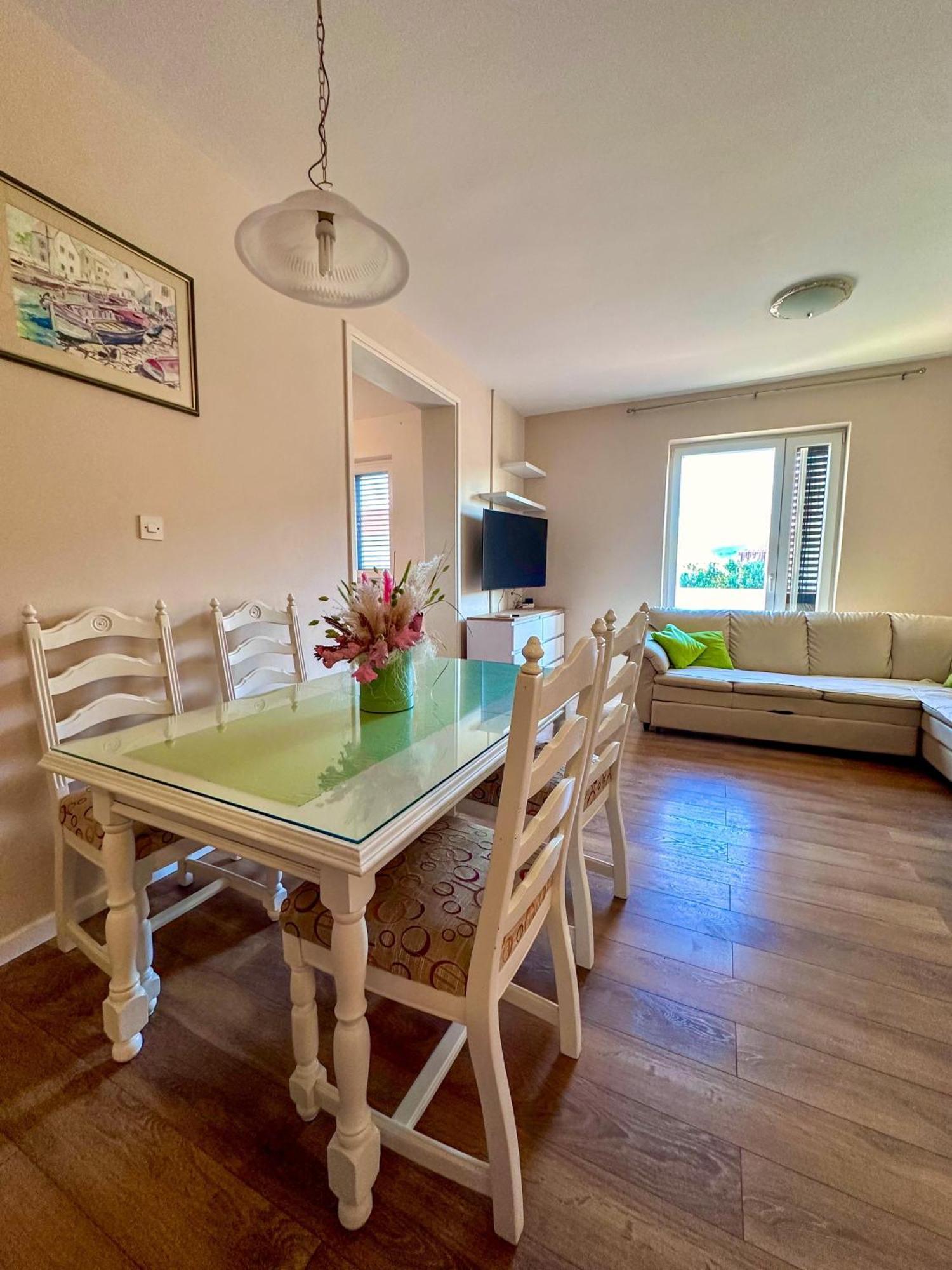 Apartment Ana Betina  Luaran gambar